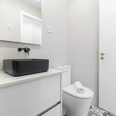 Novo Junto Ao Metro *