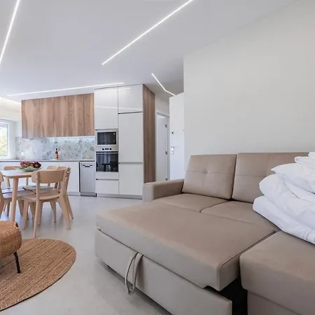 Novo Junto Ao Metro * Lisboa